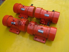 YZS振動(dòng)電機(jī):激振能力強(qiáng)，拆卸方便。